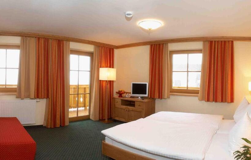 חדר משפחתי, Berghotel Alpenklang