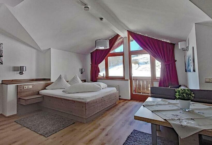 스탠다드 스튜디오, Der Ottenhof