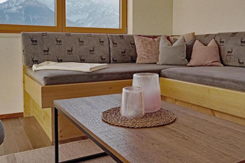 침실 1개 발코니 아파트, Der Ottenhof