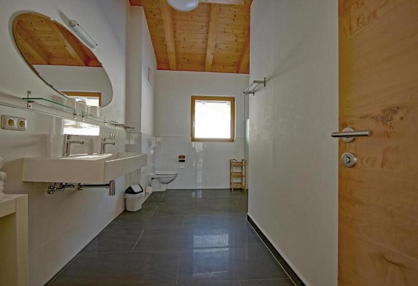 침실 1개 발코니 아파트, Der Ottenhof