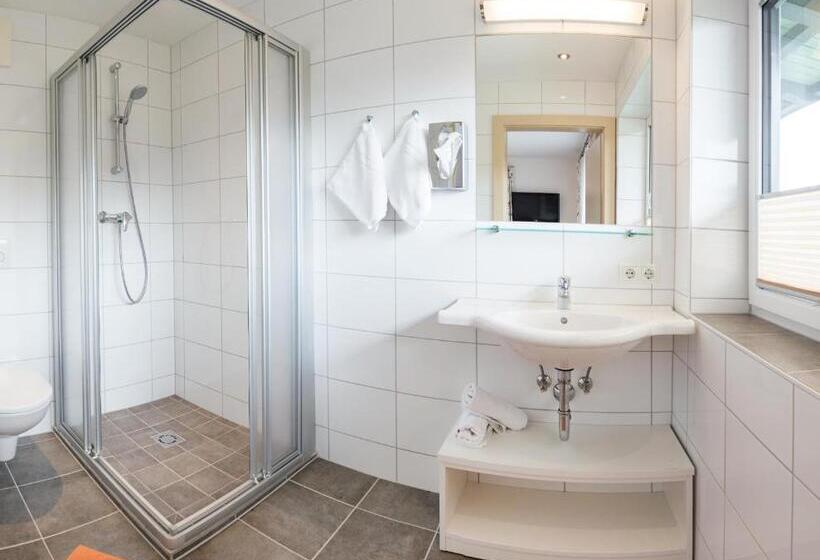 شقة ديلوكس غرفتين نوم, Appartements Tannenhof