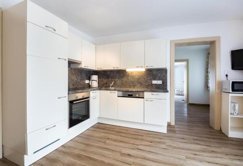 شقة ديلوكس غرفتين نوم, Appartements Tannenhof