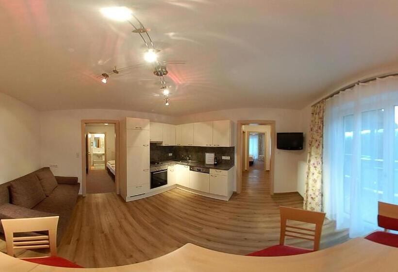 شقة ديلوكس غرفتين نوم, Appartements Tannenhof