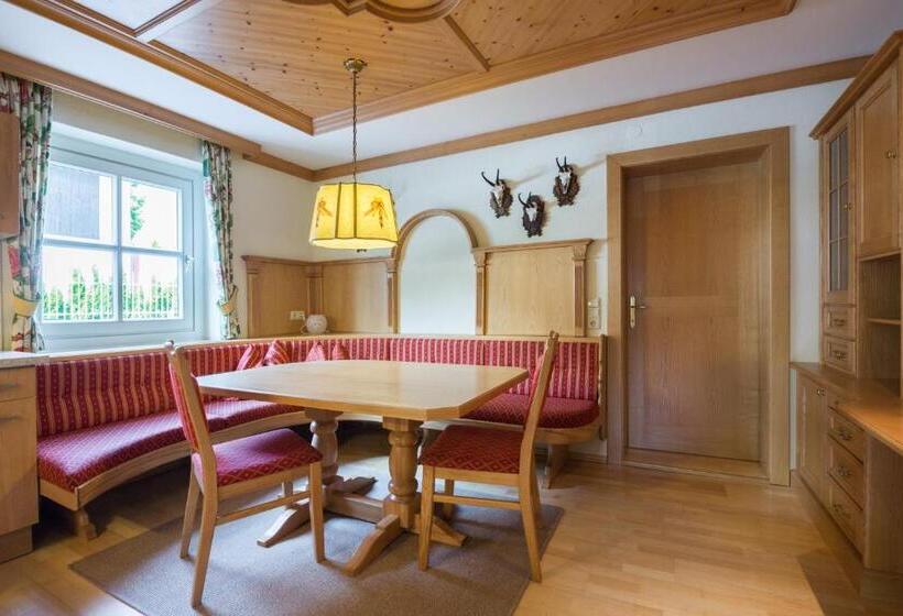 شقة سوبيريور غرفتين, Appartements Tannenhof