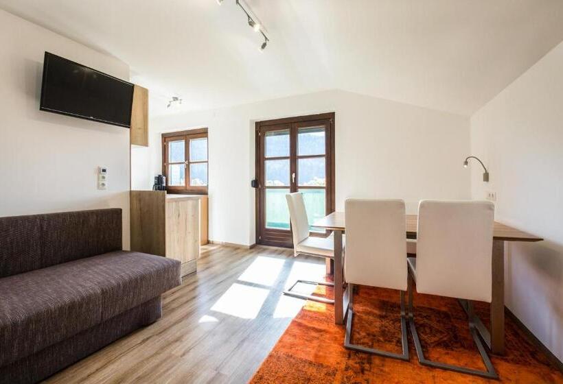 آپارتمان 1 خوابه با چشم‌انداز باغ, Appartements Tannenhof