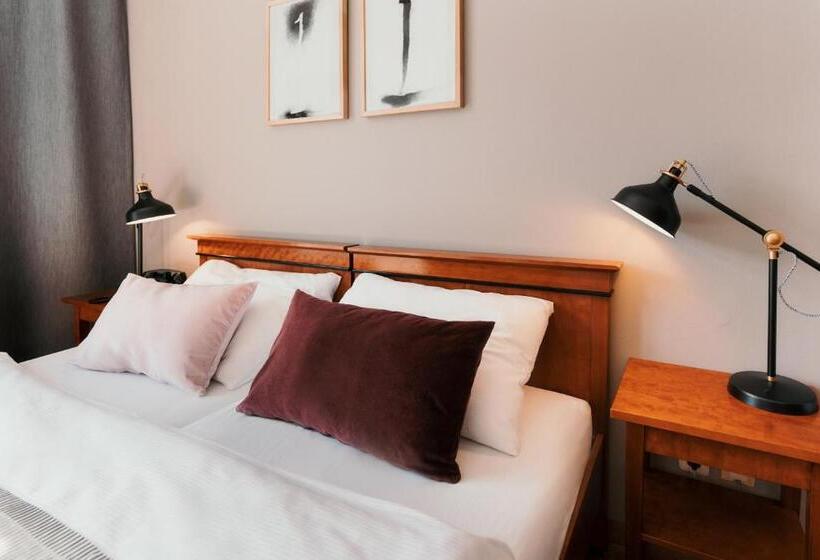 豪华房间, Esplanade