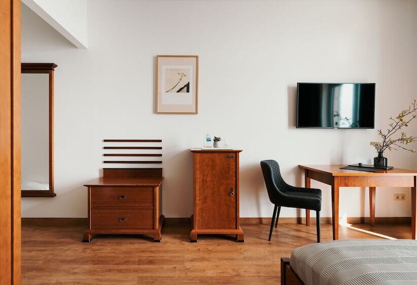 标准间带湖景, Esplanade