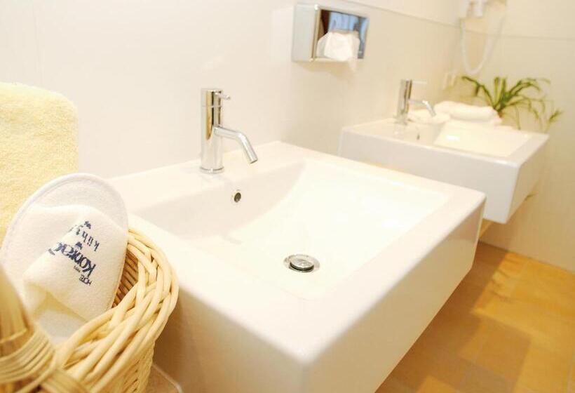 غرفة قياسية, Konradin