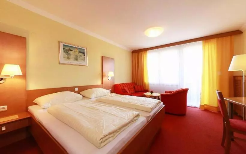 Deluxe-huone, Lohninger Schober