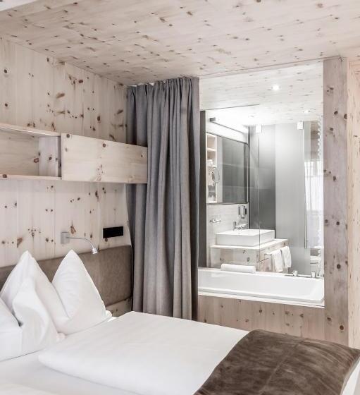 バルコニー付きスタンダードルーム, Olympia