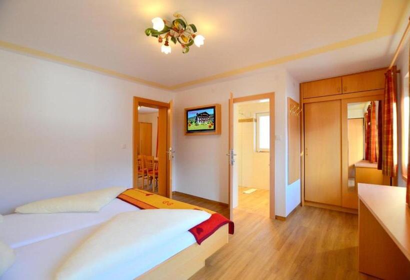 1 Bedroom Apartment Lake View, Sonnenhof Walchsee