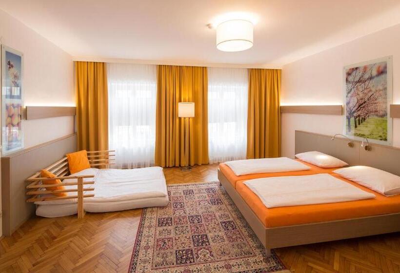 جناح عائلي, Stadt Melk