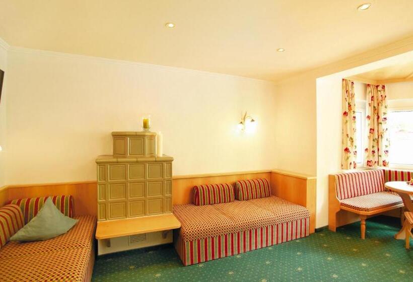 带1个卧室的带阳台的公寓, Apparthotel Talhof, Restaurant, Pool Und Spa