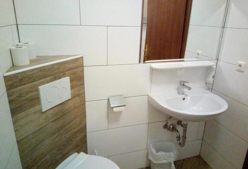 غرفة كلاسيكية ثلاثية, Torrenerhof