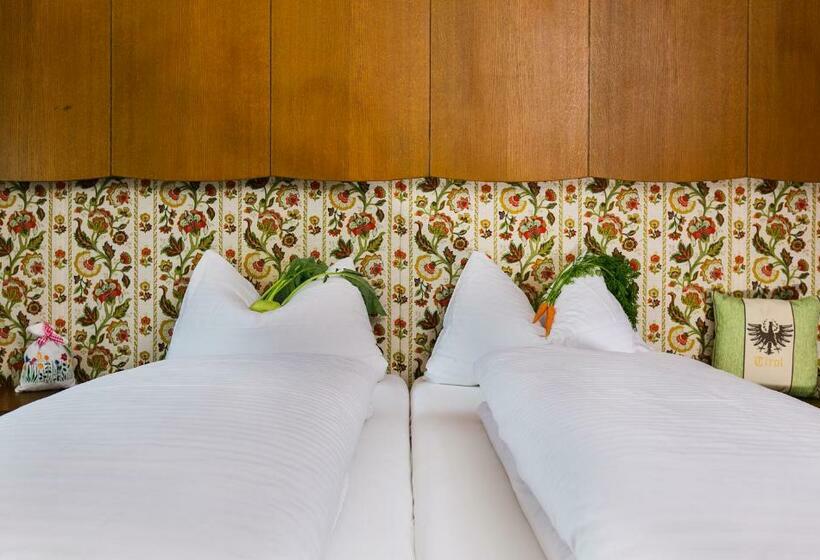 标准间, Traditionsgasthof Weißbacher