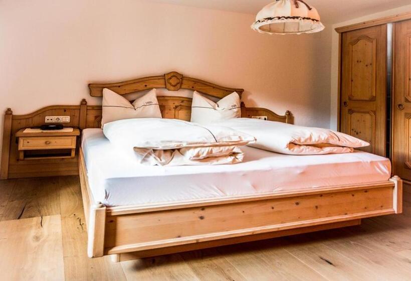 スタンダードルーム, Zum Goldenen Löwen