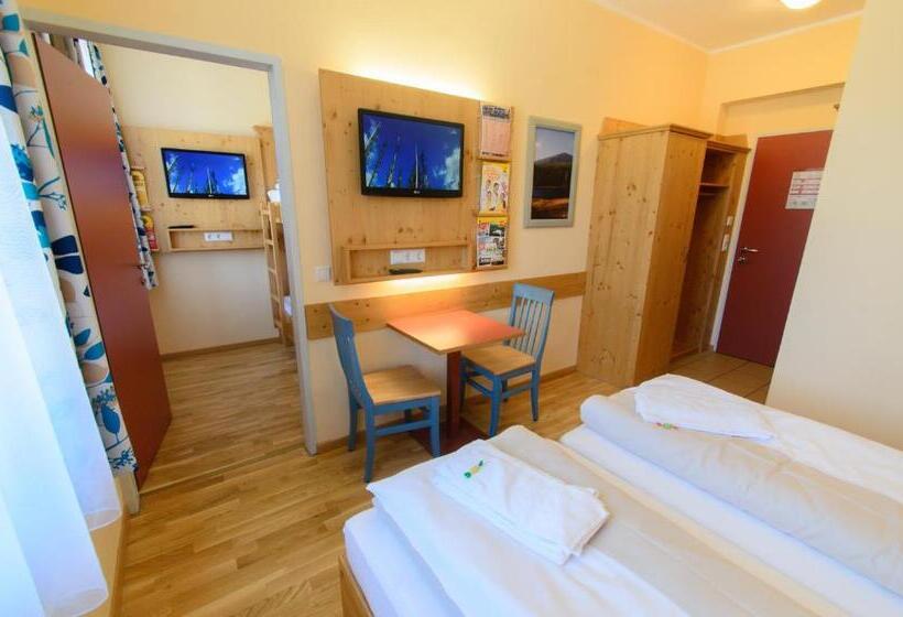 Четырехместный Номер Стандарт, Jufa Hotel St Michael Im Lungau