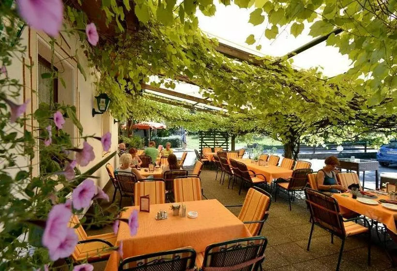 コンフォートルーム, Landgasthof Mauth
