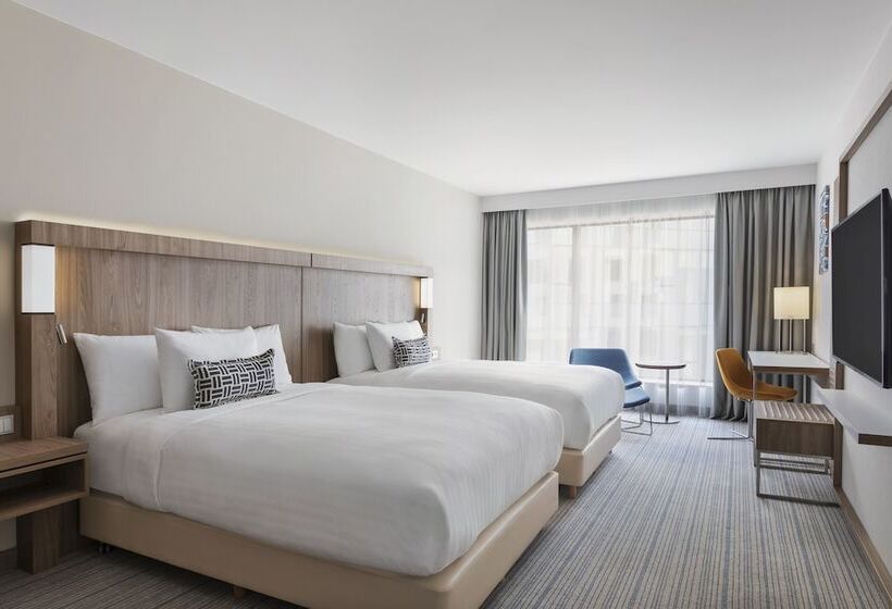 ２ダブルベッドのスタンダードルーム, Courtyard By Marriott Szczecin City