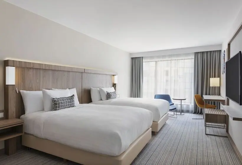 ２ダブルベッドのスタンダードルーム, Courtyard By Marriott Szczecin City