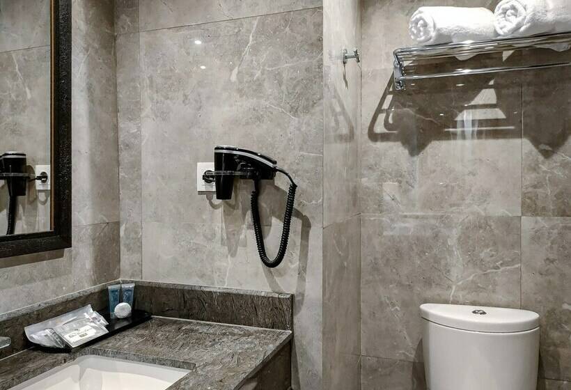 Номер Deluxe, Suni Hotel And Convention Abepura Managed By Parkside