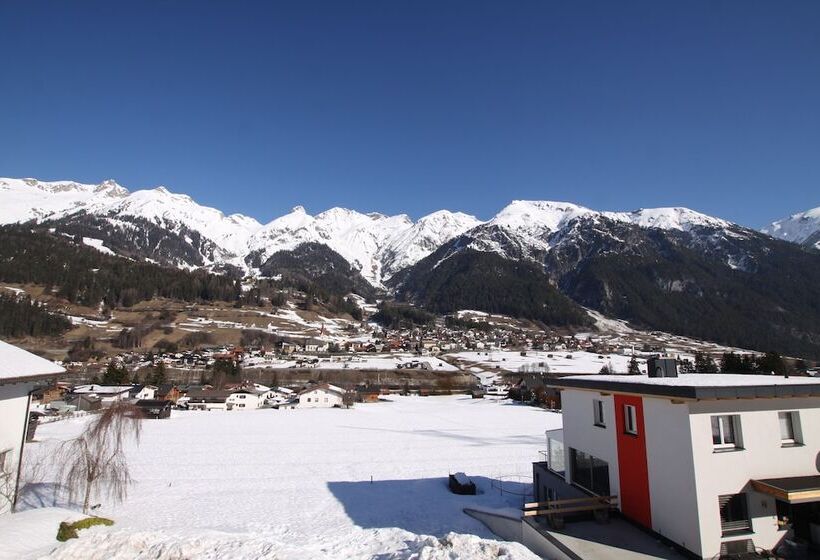 带3个卧室的公寓, Apart Alpina