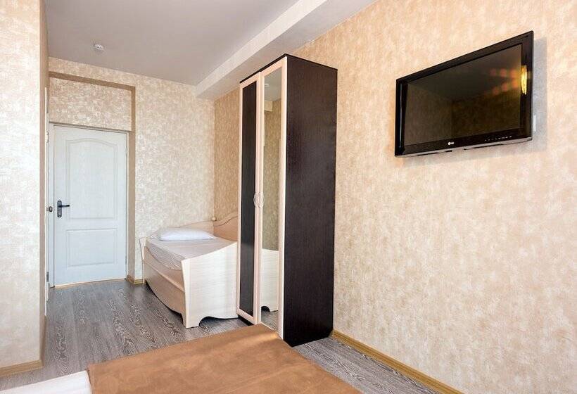 Triple Room Sea View, Lamore