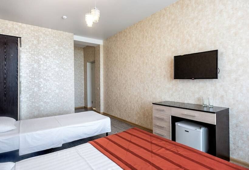 Triple Room Sea View, Lamore