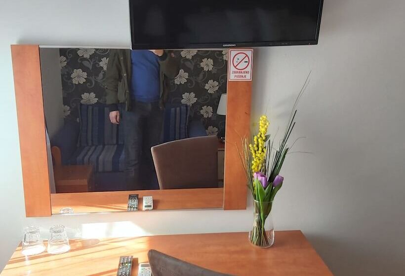 标准间, Villa čančar