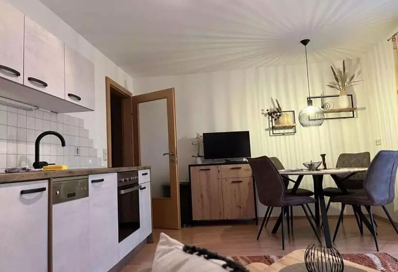 バルコニー付き１ベッドルームアパートメント, Gästehaus Kloibergütl