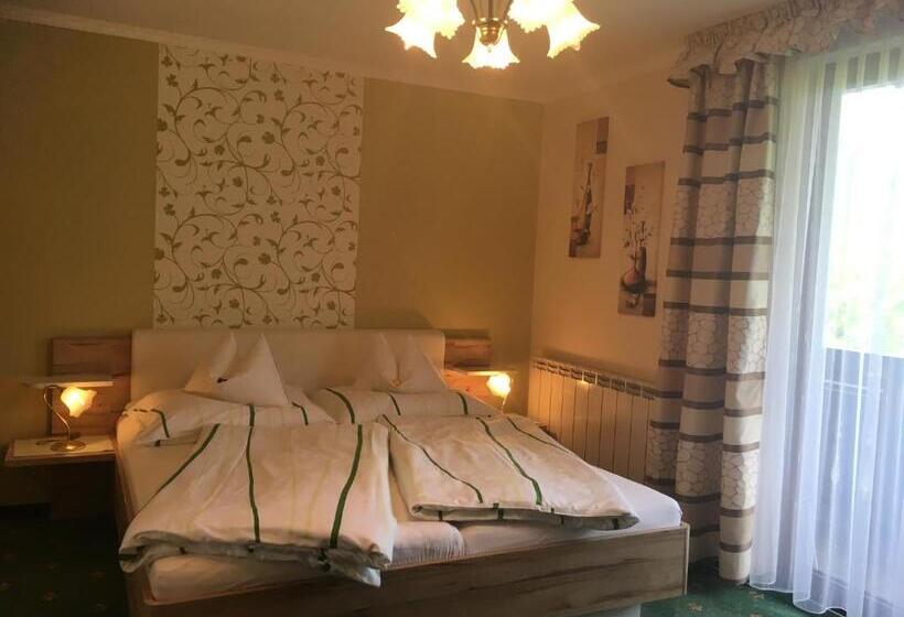 استوديو قياسي مطل على البحيرة, Gästehaus Kloibergütl