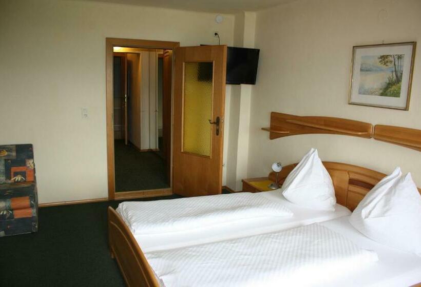 חדר סטנדרט עם מרפסת, Haus Rosenauer Zimmer & Ferienwohnungen