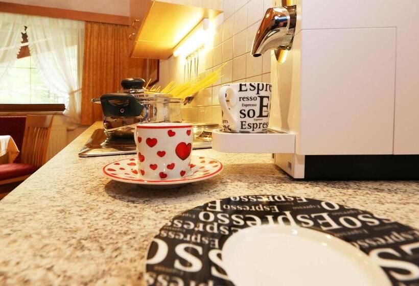 Appartamento 1 Camera da Letto con Balcone, Waldele