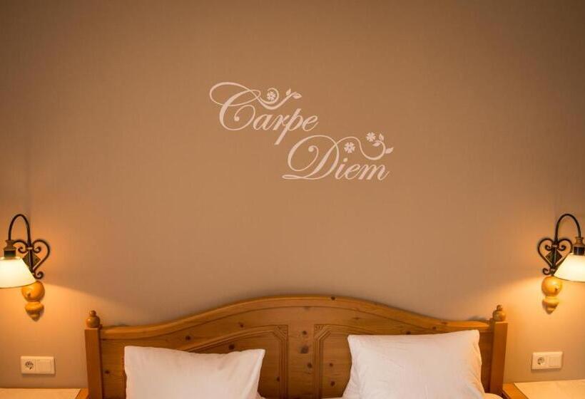 스탠다드 룸 산 전망, Biberhof