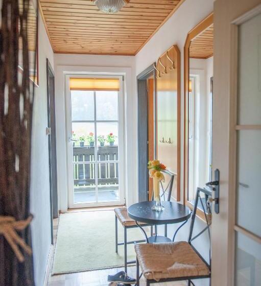 침실 1개 발코니 아파트, Biberhof