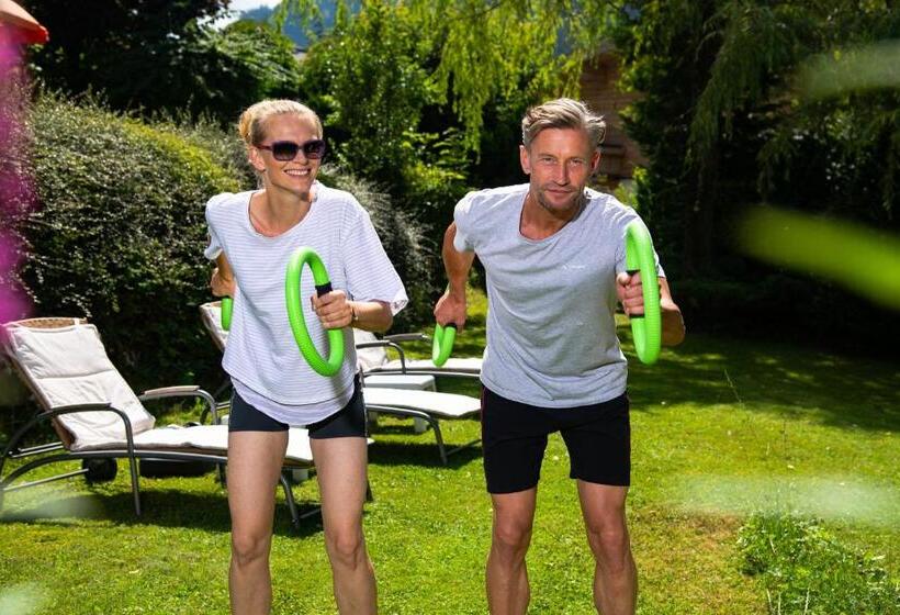 经济房, Boutique Hotel Bauer