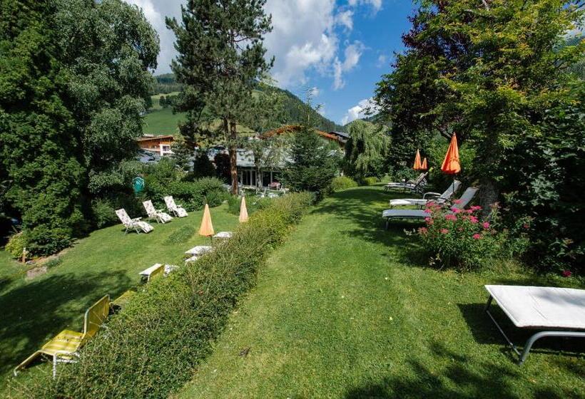 经济房, Boutique Hotel Bauer