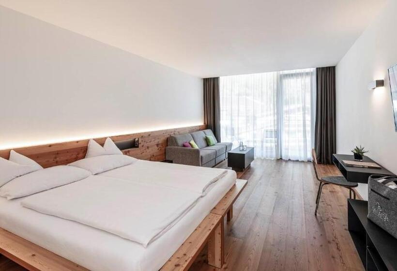 Номер Стандарт с Террасой, Die Berge Lifestyle Hotel Sölden