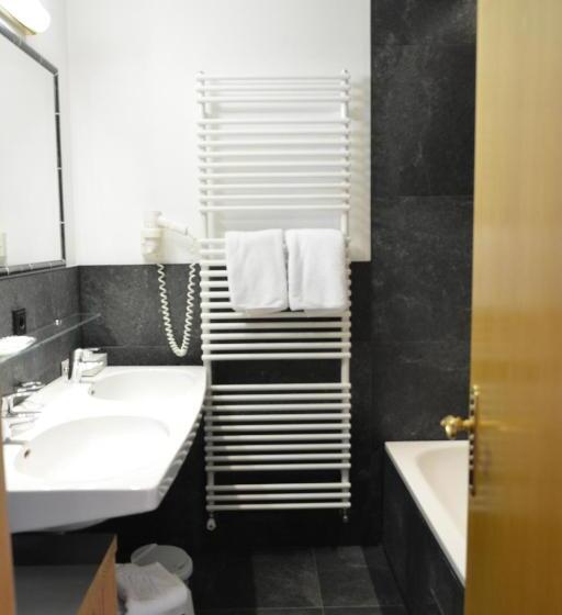 침실 2개 아파트, Am Römerweg