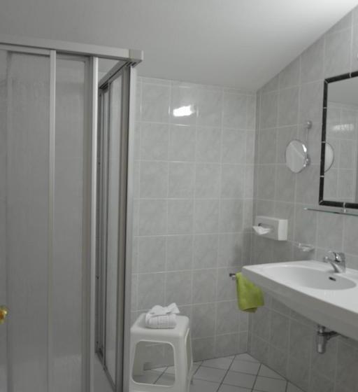 스탠다드 스튜디오, Am Römerweg