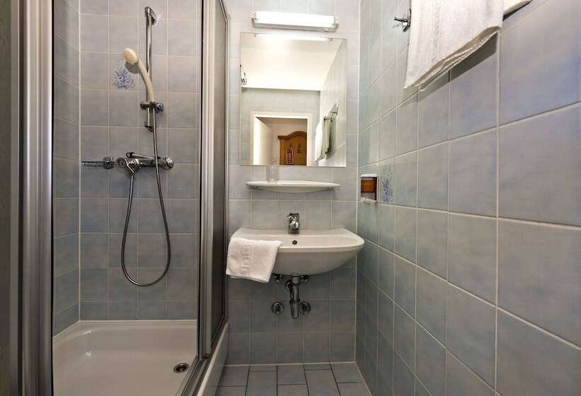 Индивидуальный Номер Классика, Batzenhäusl