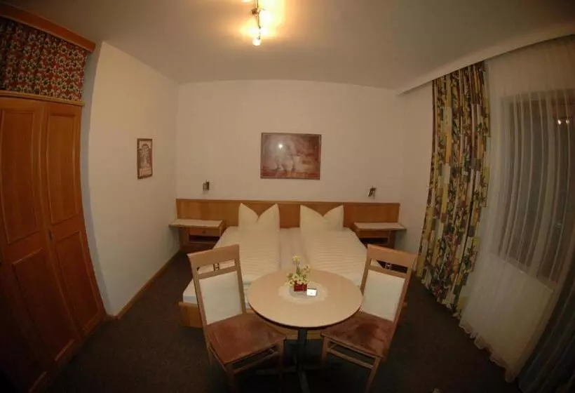Standard-huone Parveke, Garni Jennewein