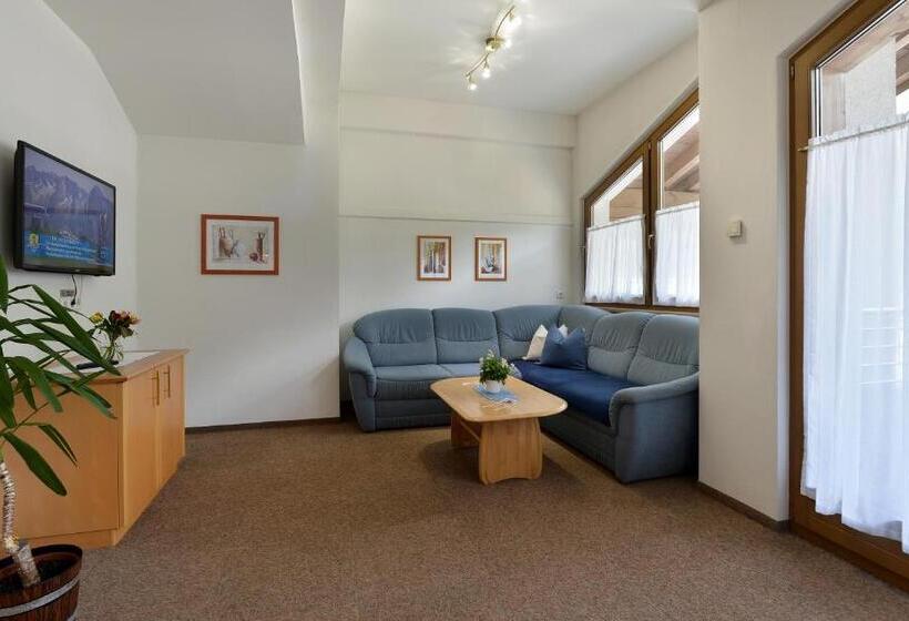 آپارتمان 2 خوابه با بالکن, Garni Jennewein