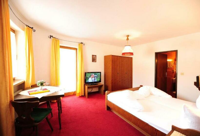 스탠다드 룸 산 전망, Garni Lamm