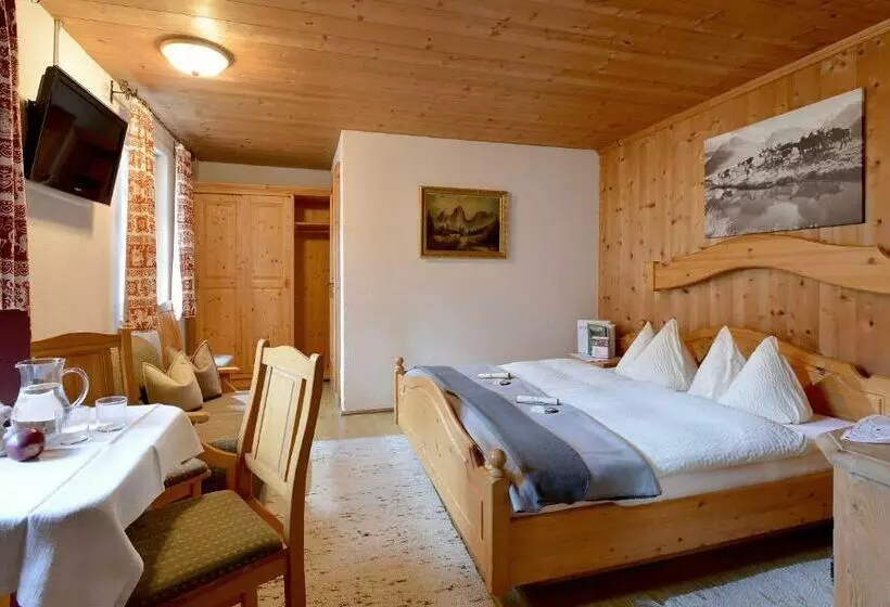 スタンダードルーム, Hanserhof