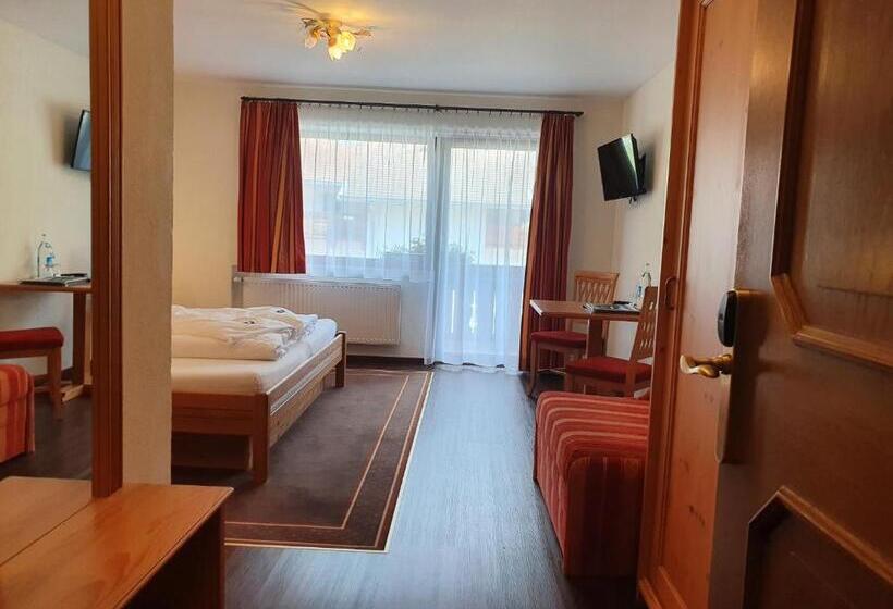 Номер Стандарт, Klockerhof
