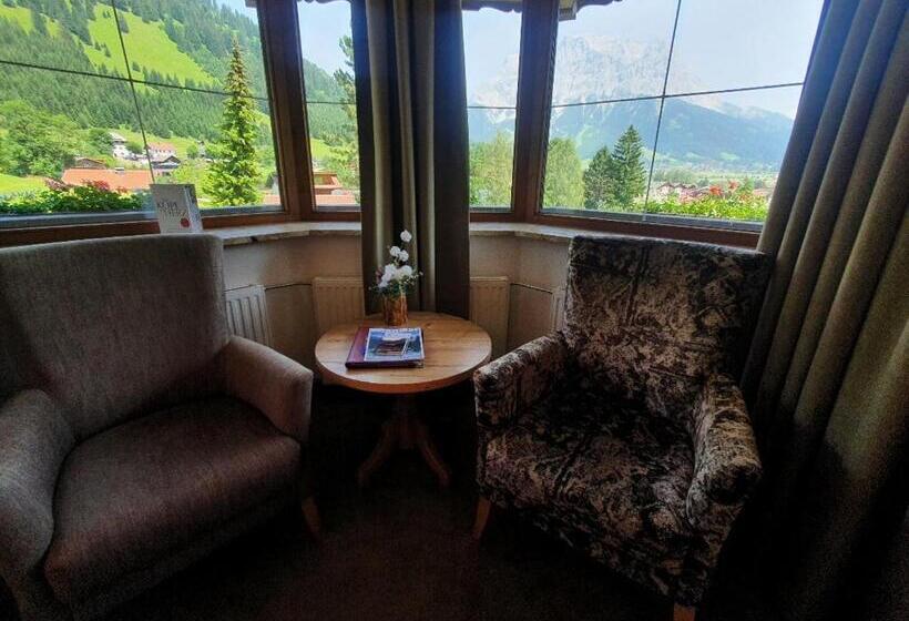 Номер Superior с Балконом, Klockerhof