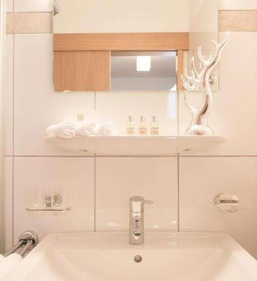 غرفة قياسية مطلة على الجبل, Maiensee