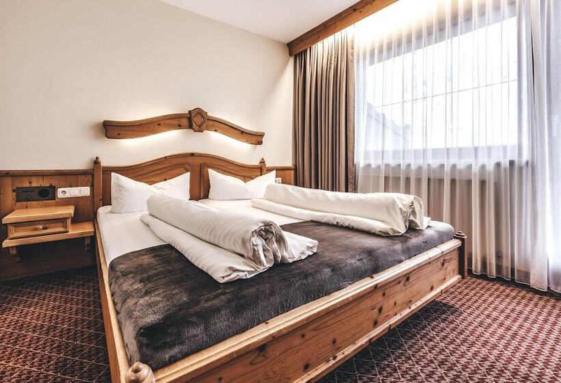 اتاق با نمای کوهستان کلاسیک, Rose