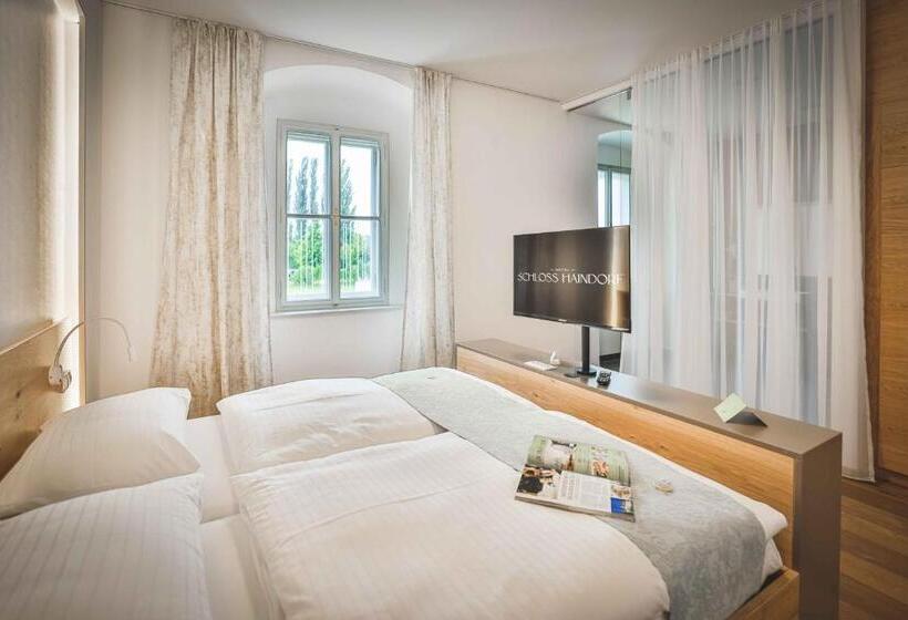 חדר סופריור, Schloss Haindorf